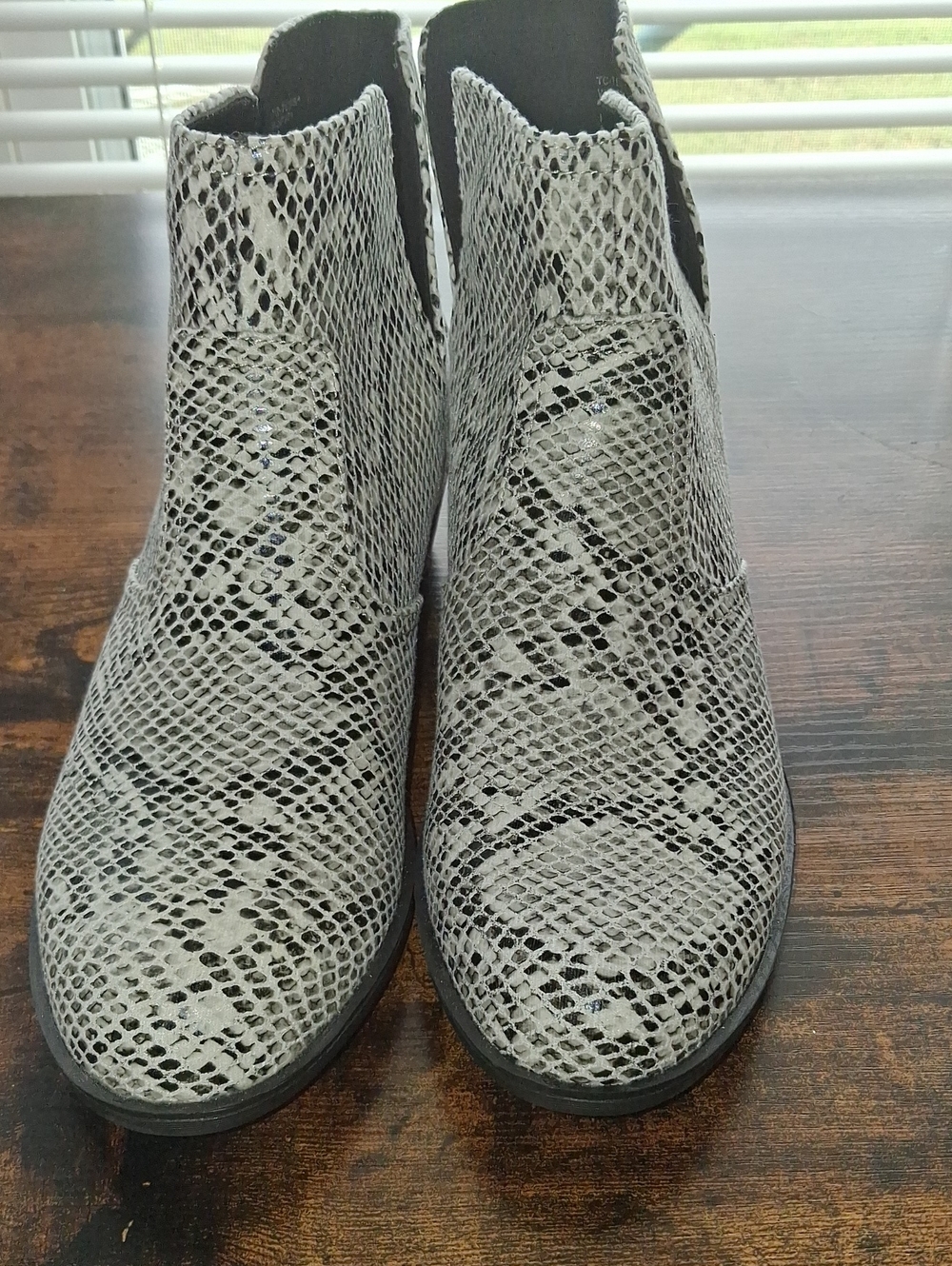 True Craft Gray Snake-Print Ankle Booties